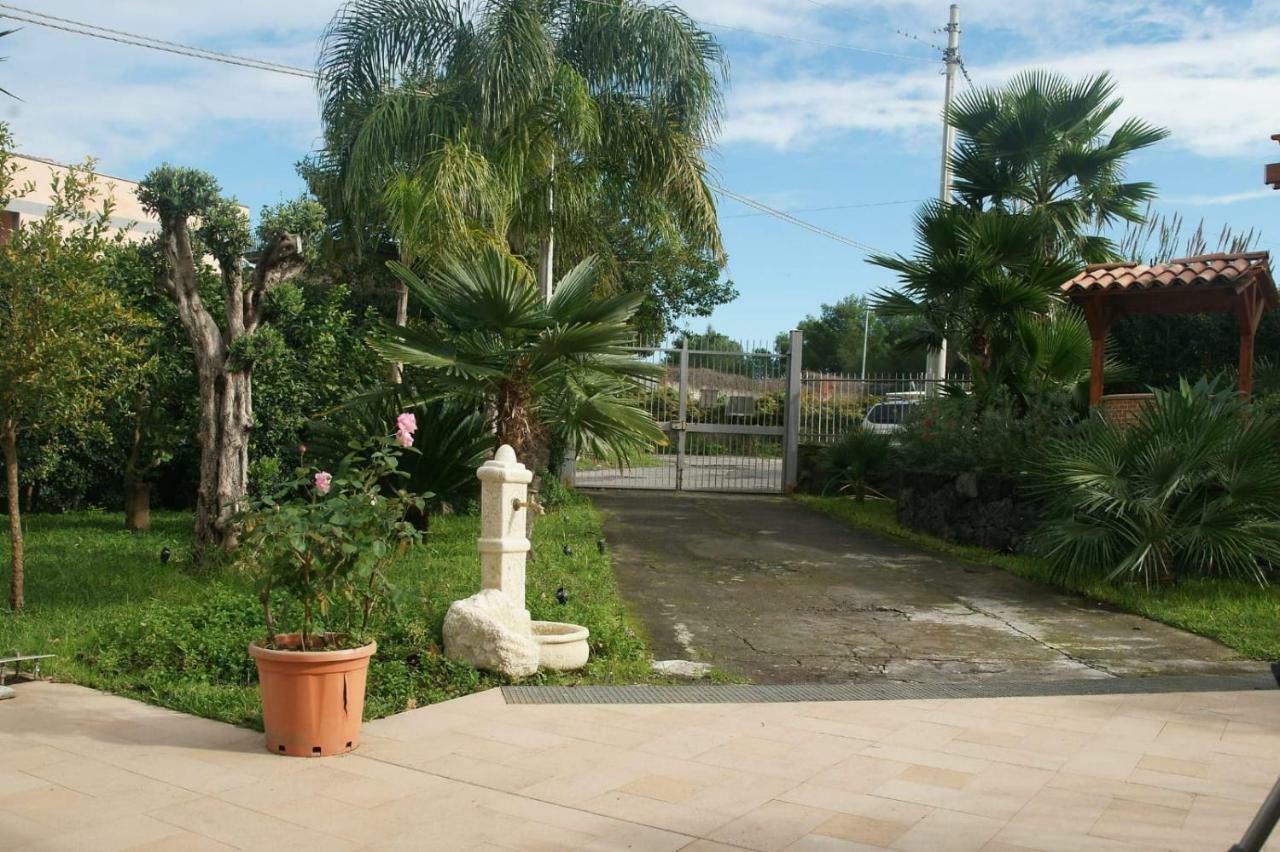 Villa Grazia Fondachello  Bagian luar foto